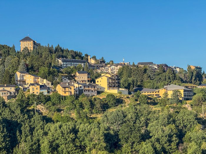 Font-Romeu, le village et le Grand Hôtel